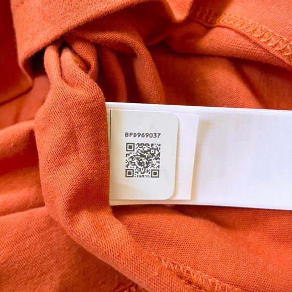 The North Face Men’s Long Sleeve Throwback Tee - Picture 4 of 5